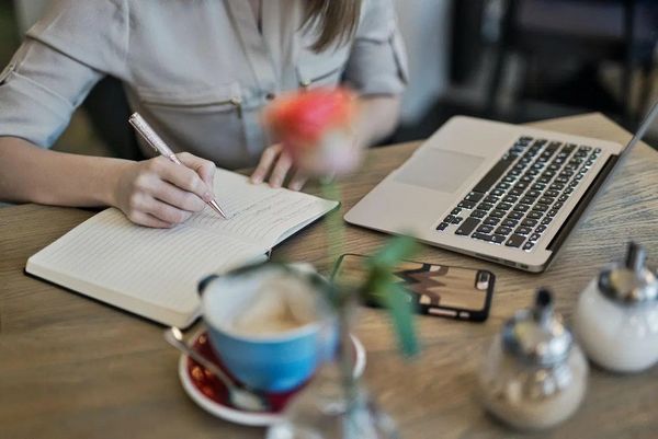 Just How Innovation Has Made Essay Creating Easy and also Effective Just How Innovation Has Made Essay Creating Easy and also Effective